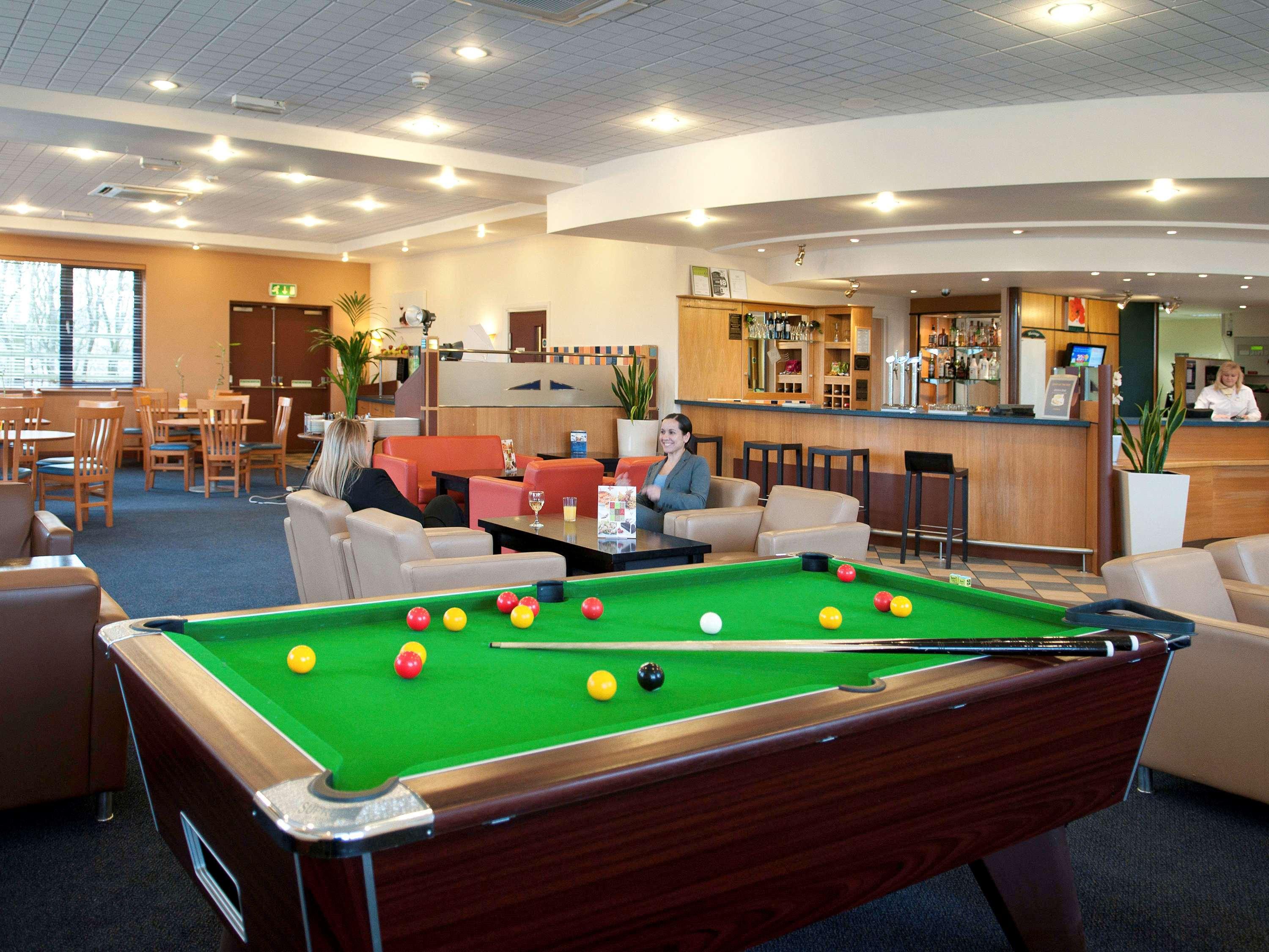 Ibis Wellingborough Hotel Exterior foto